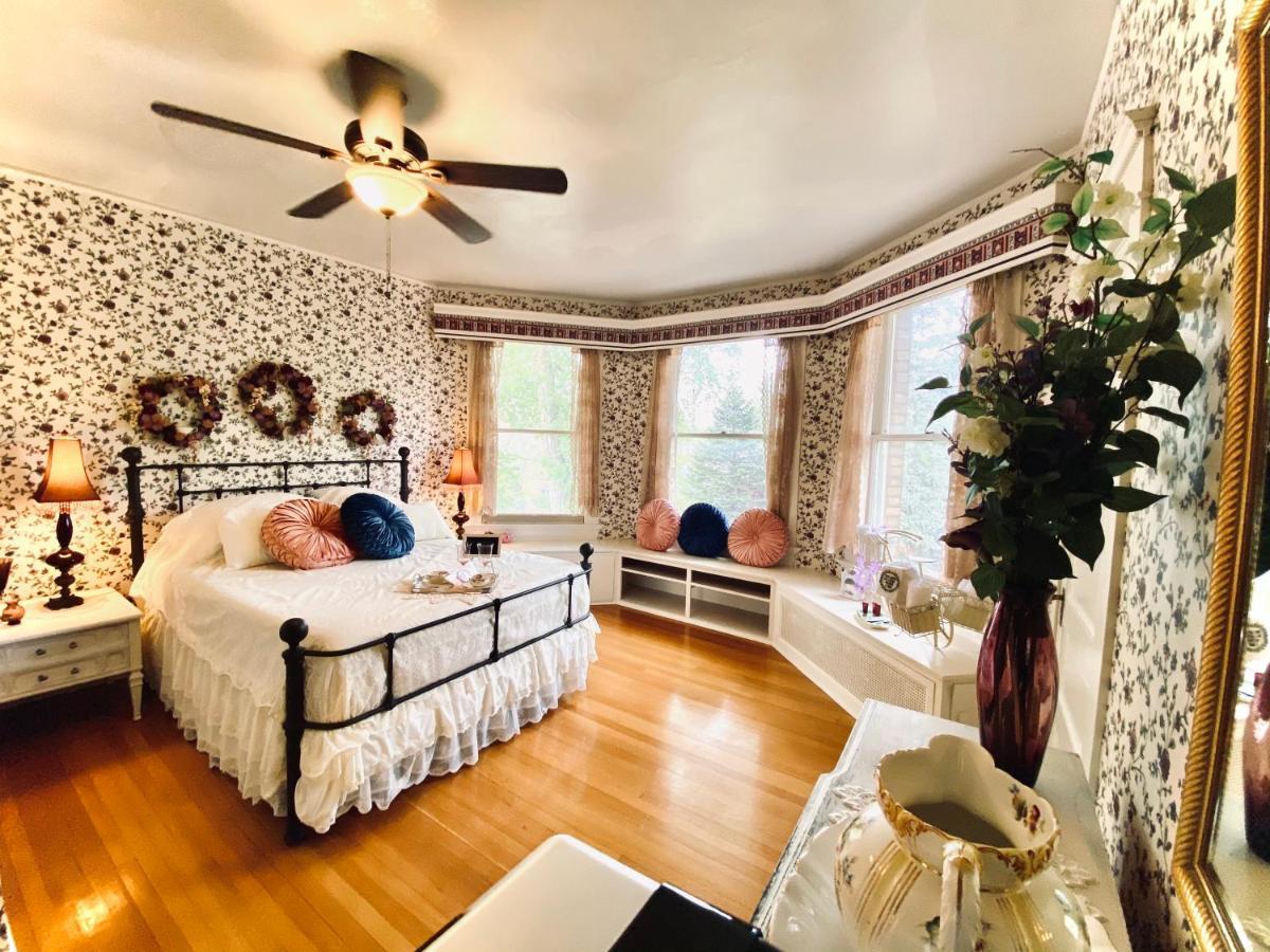 Deluxe Queen Suite,1135844558:JPEG