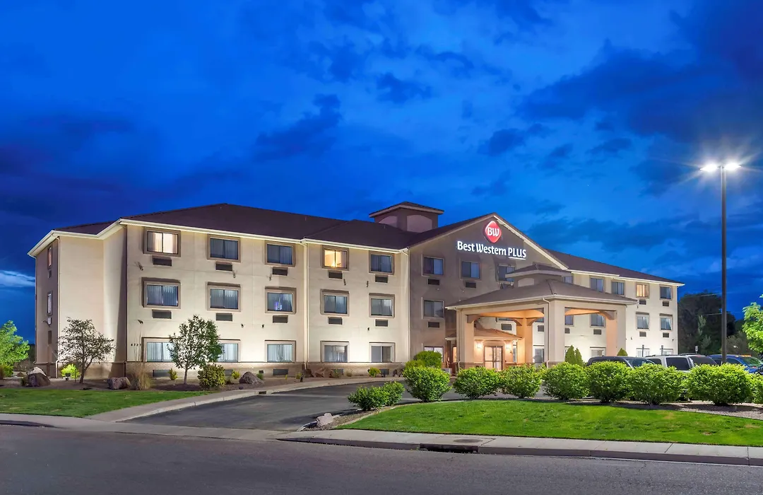 Best Western Plus Eagleridge Inn & Suites-1